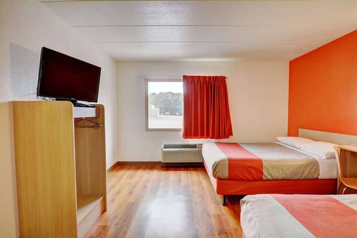 Room 14 of 29