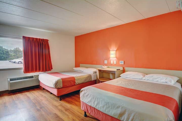 Room 7 of 29